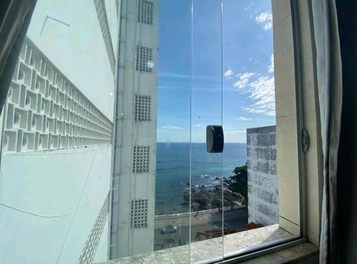 1/4, Sala, Farol Da Barra. Salvador Exterior photo